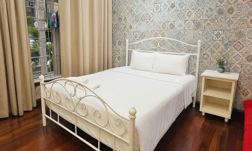 Modern luxury villa in An Phu ward with large swimming pool, karaoke room, 7 bedrooms, and 6 bathrooms