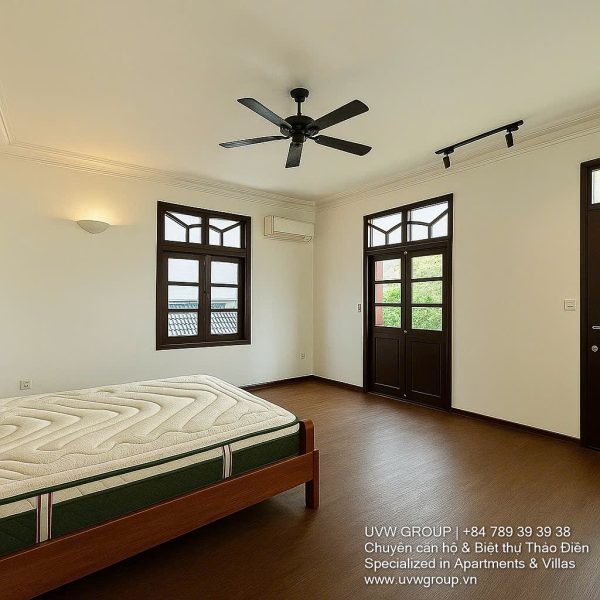 Luxury 5-bedroom villa with private swimming pool and large garden for rent in An Phu, District 2, HCMC.