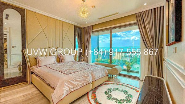 Luxury apartment for sale Vincom Center 4 bedrooms in district 1