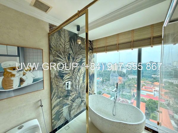 Luxury apartment for sale Vincom Center 4 bedrooms in district 1