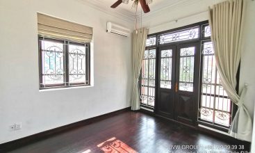 Modern 3-bedroom villa with garden in secure compound for rent, An Phu, District 2, HCMC