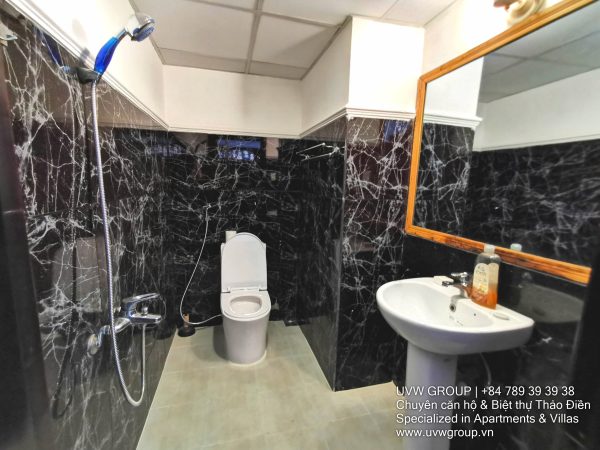 Modern 3-bedroom villa with garden in secure compound for rent, An Phu, District 2, HCMC