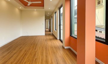 Frontage of a townhouse located on Nguyen Cu Street, the center of Thao Dien. For sale at a good price, with a spacious expanding width, suitable for living and investment.