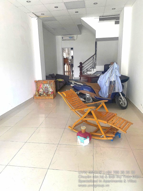 Exterior view of 4-floor, 6-bedroom house for rent on Nguyen Hoang St, An Phu, HCMC.