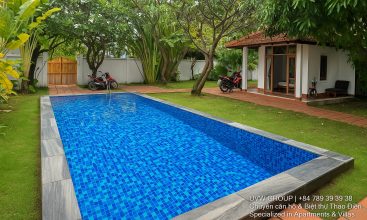 Beautiful 5-bedroom villa in Thao Dien with outdoor swimming pool, karaoke lounge, king-size beds, and 5 bathrooms – fully furnished for short-term resort-style stays