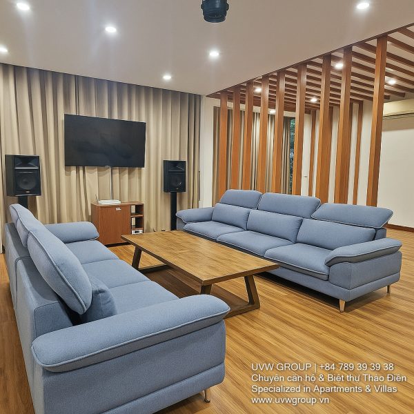 Beautiful 5-bedroom villa in Thao Dien with outdoor swimming pool, karaoke lounge, king-size beds, and 5 bathrooms – fully furnished for short-term resort-style stays