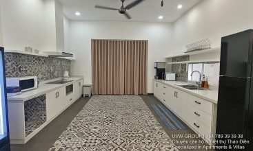 Beautiful 5-bedroom villa in Thao Dien with outdoor swimming pool, karaoke lounge, king-size beds, and 5 bathrooms – fully furnished for short-term resort-style stays