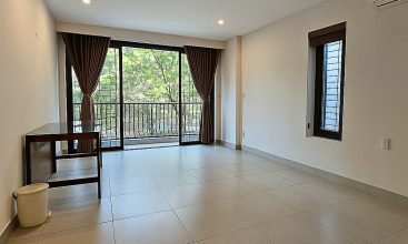 Exterior corner view of the 4-bedroom villa (basement, G+2 floors) available for rent in An Phu, D2.