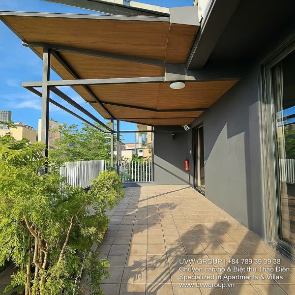 Exterior corner view of the 4-bedroom villa (basement, G+2 floors) available for rent in An Phu, D2.