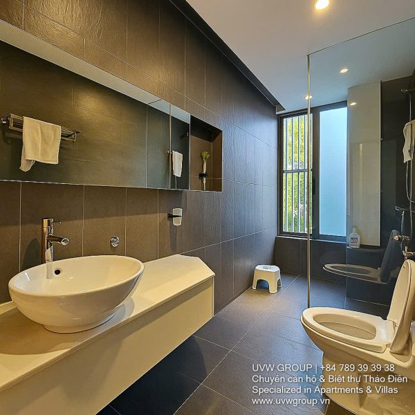 Exterior corner view of the 4-bedroom villa (basement, G+2 floors) available for rent in An Phu, D2.