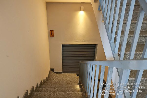 Exterior corner view of the 4-bedroom villa (basement, G+2 floors) available for rent in An Phu, D2.
