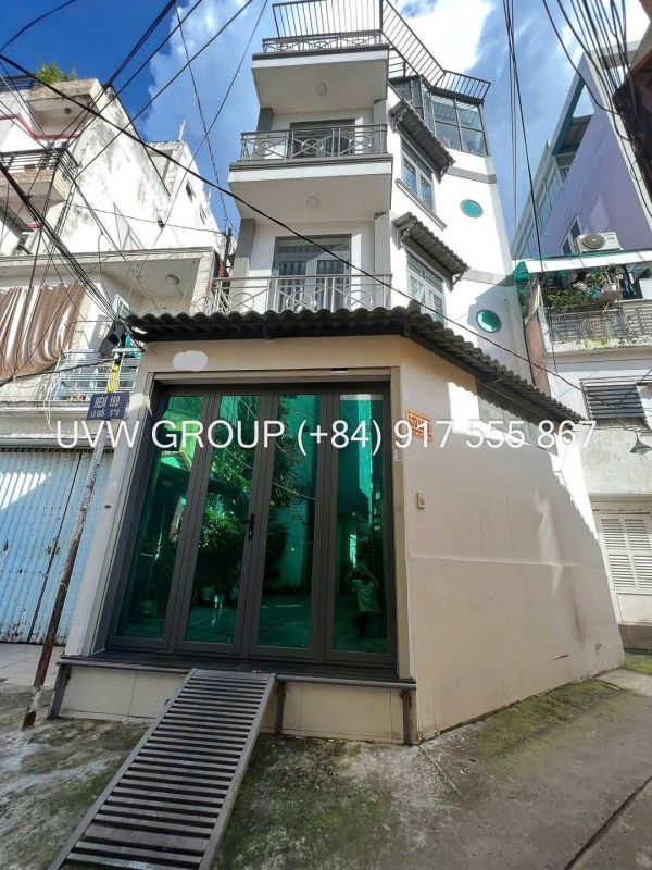 Urgent sale of house in Cach Mang Thang 8 Ward 4 – District 3