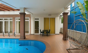 Villa for rent in Nguyen Van Huong compound Area: 480m2 (15x32m). Structure: basement, ground floor, first floor, attic, HBSV, 5 bedrooms, 5 bathrooms. Renting price: only 7000usd – Full furniture.