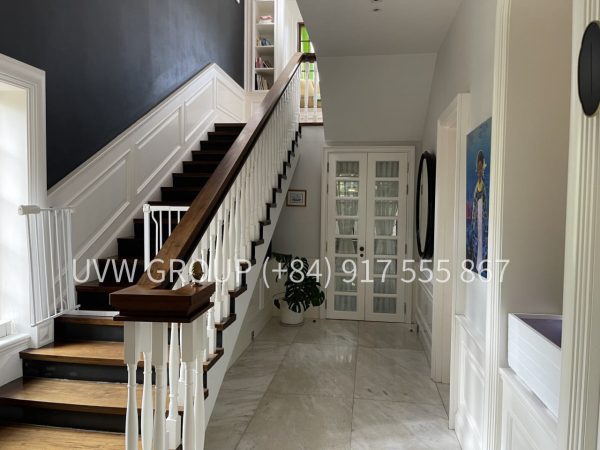 Villa for sale on Nguyen U Di street frontage in Thao Dien District 2