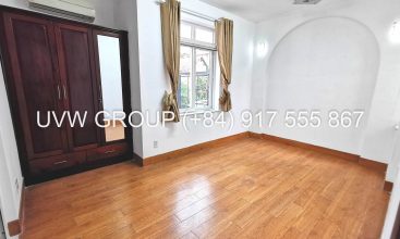 white house for rent in thao dien-district 2