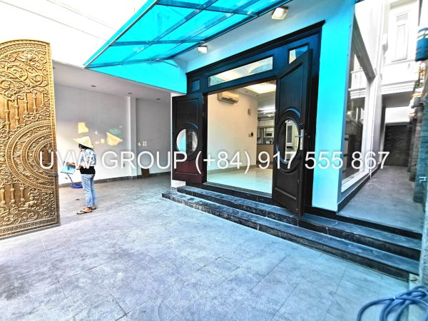 white house for rent in thao dien-district 2