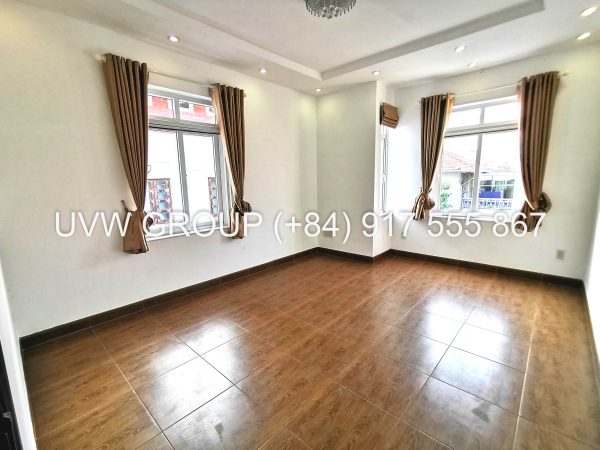 white house for rent in thao dien-district 2